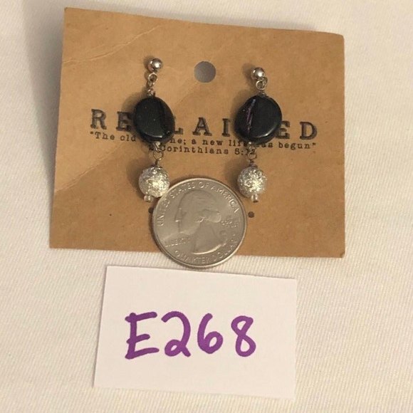 Reclaimed Handmade Beaded Dangle Earrings NOC - Picture 3 of 4